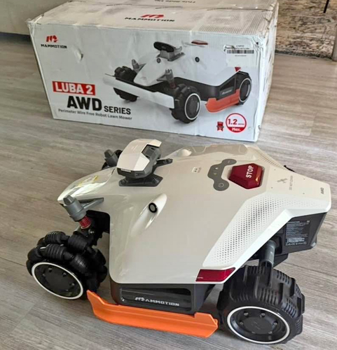Luba  2 AWD lawn mower 